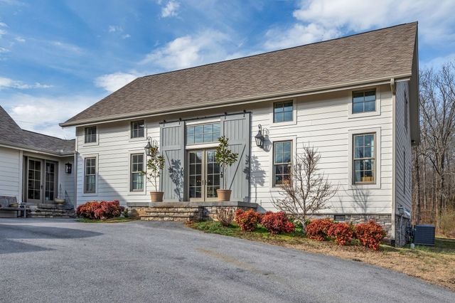 712 Highway 48, S, Dickson, TN 37055