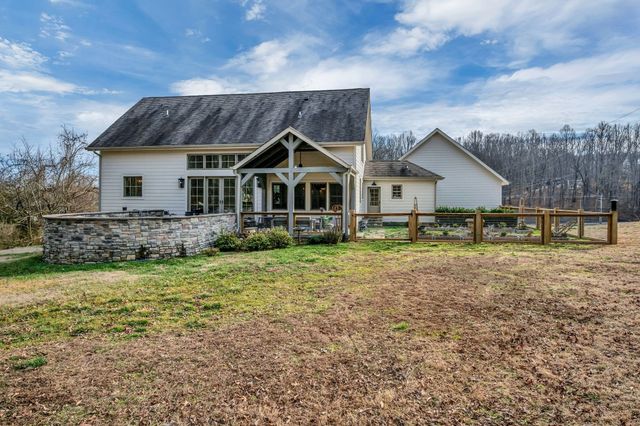 712 Highway 48, S, Dickson, TN 37055
