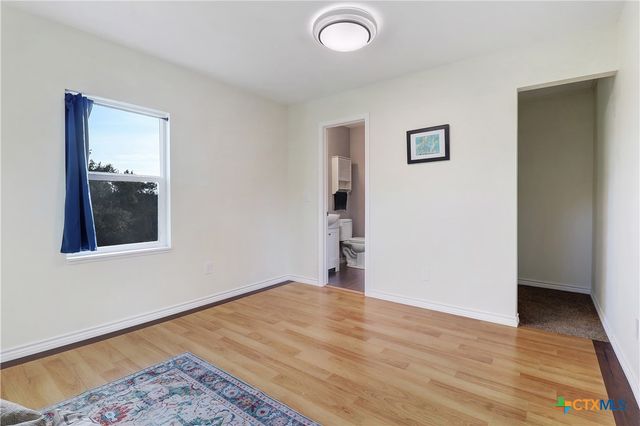 901 Thurman Road, San Marcos, TX 78666