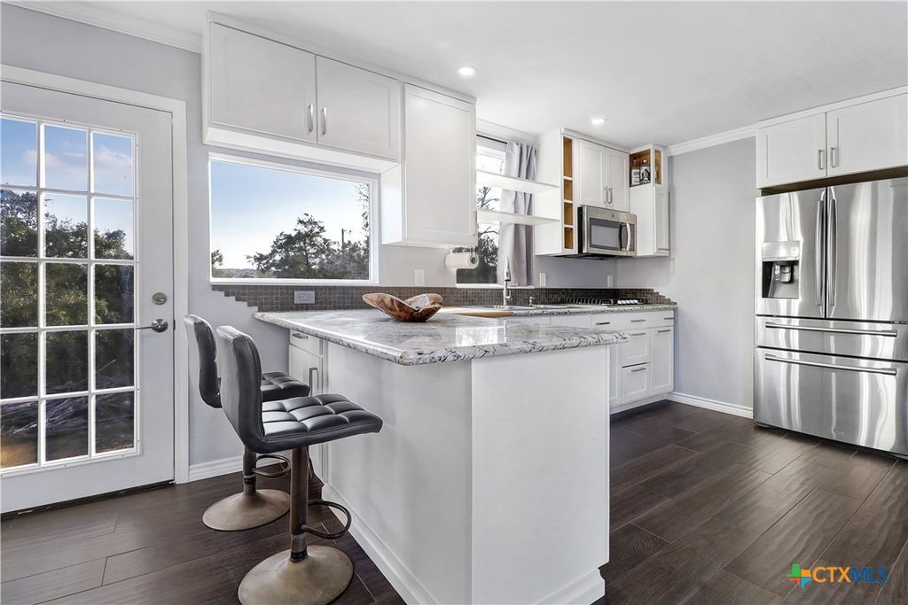 901 Thurman Road, San Marcos, TX 78666