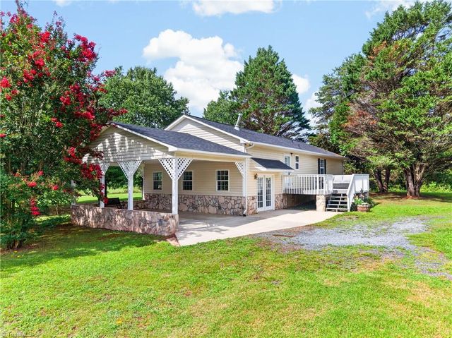 4217 Lake Ridge Court, Ramseur, NC 27316