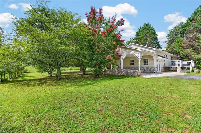 4217 Lake Ridge Court, Ramseur, NC 27316