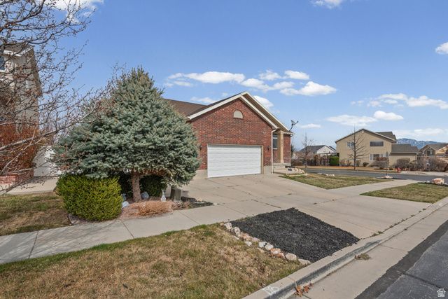 6262 W IMPERIAL OAK DR, West Jordan, UT 84081
