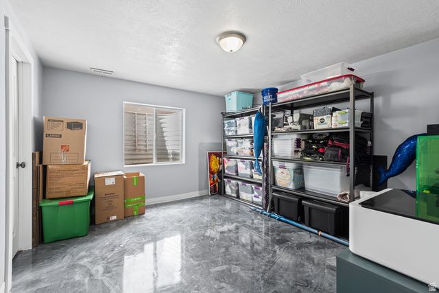 6262 W IMPERIAL OAK DR, West Jordan, UT 84081