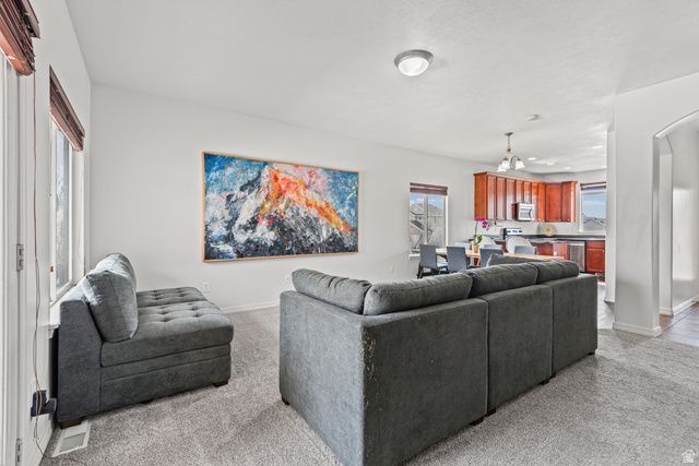 6262 W IMPERIAL OAK DR, West Jordan, UT 84081