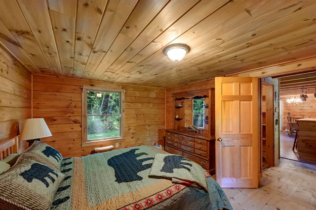 18 Chamberlin Hill, Richmond, VT 05477