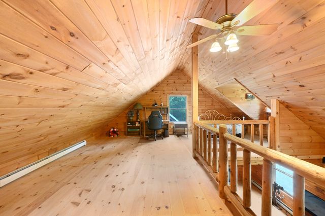 18 Chamberlin Hill, Richmond, VT 05477