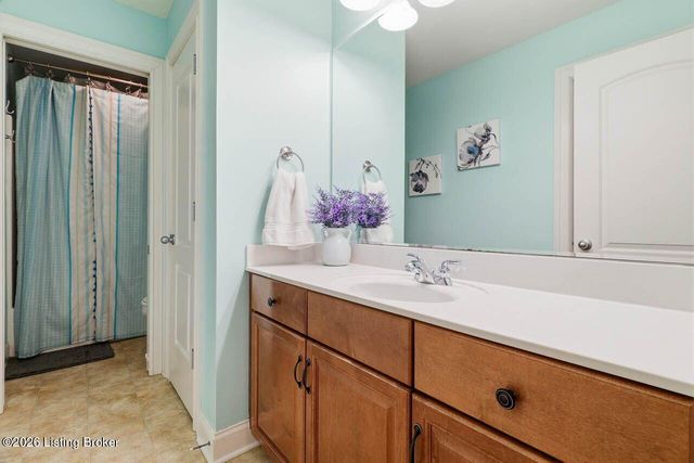4105 Nicholas Roy Ct, Prospect, KY 40059