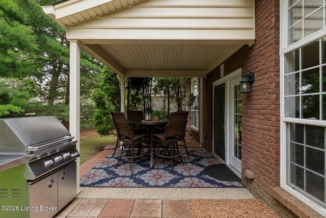 4105 Nicholas Roy Ct, Prospect, KY 40059