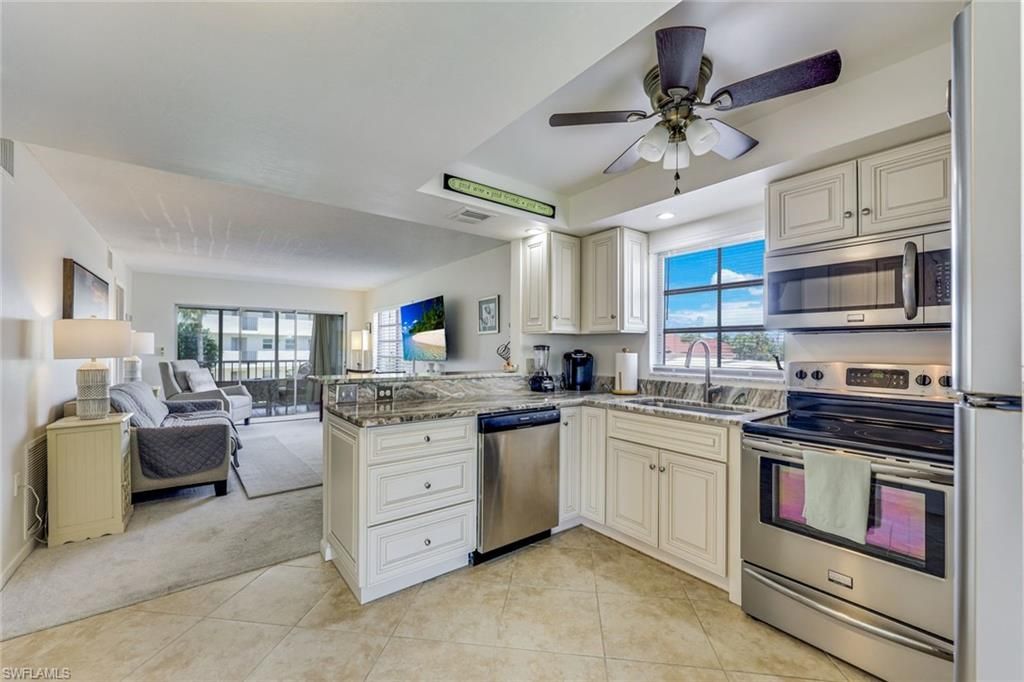5 High Point CIR W 204, NAPLES, FL 34103 — photo 2