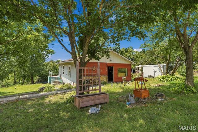 5356 State Road H, De Soto, MO 63020