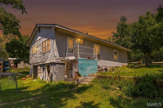 5356 State Road H, De Soto, MO 63020
