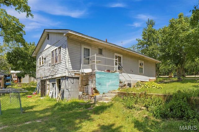 5356 State Road H, De Soto, MO 63020