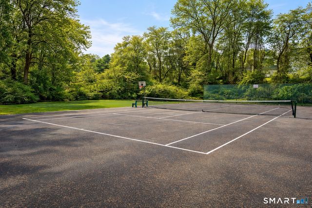 144 East Gate Lane 144, Hamden, CT 06514