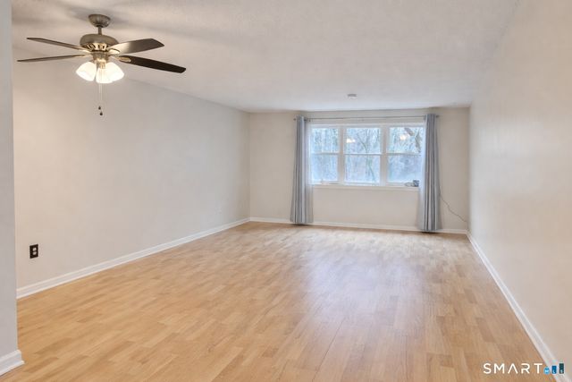 144 East Gate Lane 144, Hamden, CT 06514