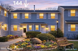 144 East Gate Lane 144, Hamden, CT 06514