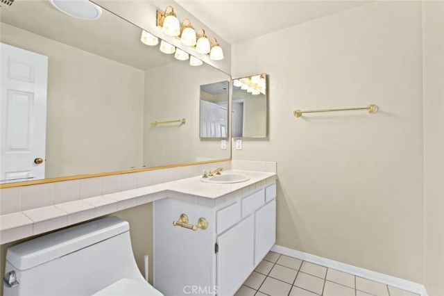 918 La Cadena C, Arcadia, CA 91007