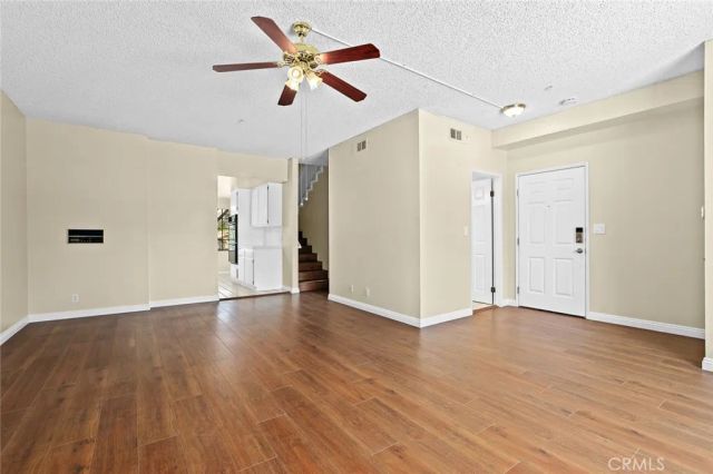 918 La Cadena C, Arcadia, CA 91007