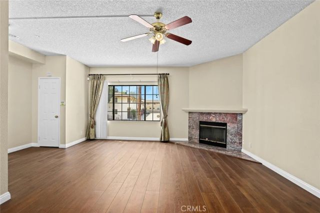 918 La Cadena C, Arcadia, CA 91007