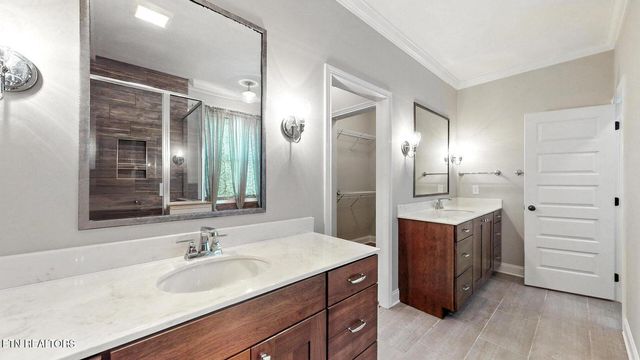 471 Roseland Lane, Lenoir City, TN 37772