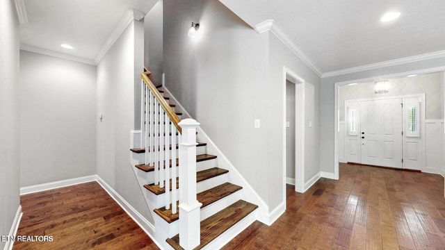 471 Roseland Lane, Lenoir City, TN 37772