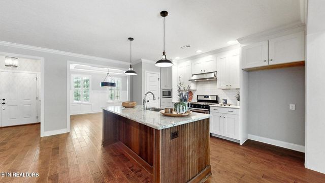 471 Roseland Lane, Lenoir City, TN 37772