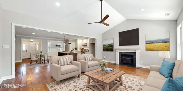 471 Roseland Lane, Lenoir City, TN 37772