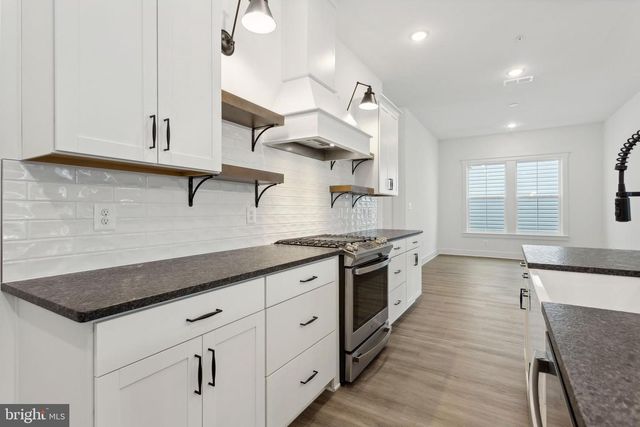 815 WARBLER WAY, Chester, MD 21619