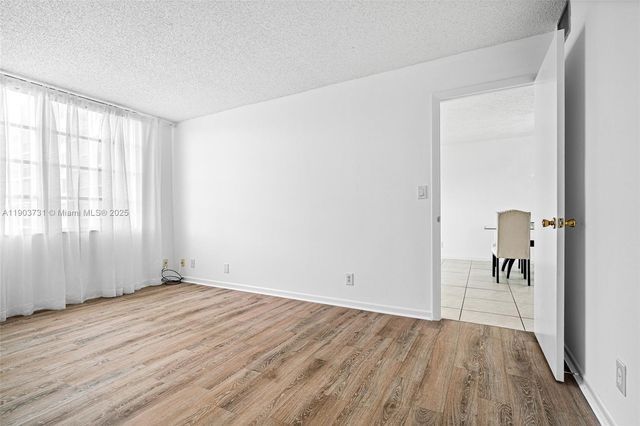 8900 Washington Blvd 205, Pembroke Pines, FL 33025