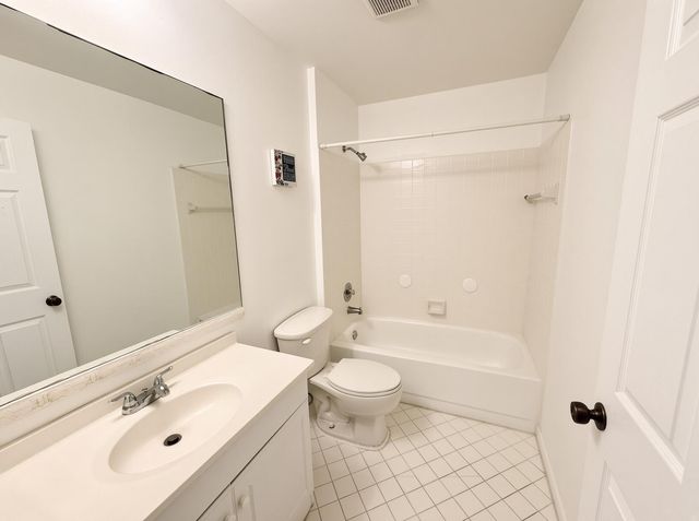 10160 Festival Way, Boca Raton, FL 33428