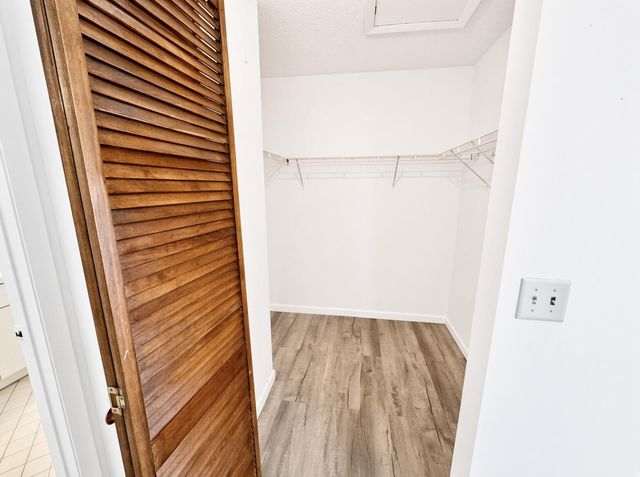 10160 Festival Way, Boca Raton, FL 33428