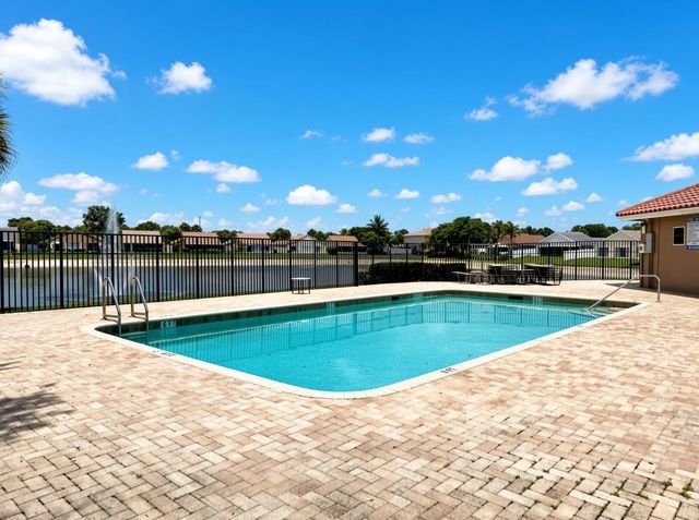 10160 Festival Way, Boca Raton, FL 33428
