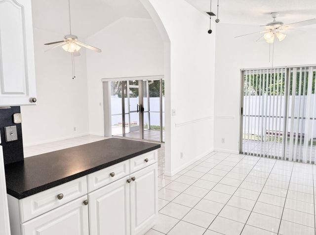 10160 Festival Way, Boca Raton, FL 33428