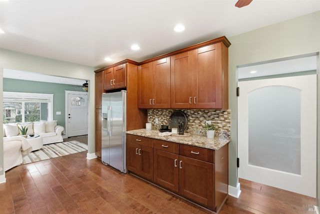 225 Berna Ave, Napa, CA 94559