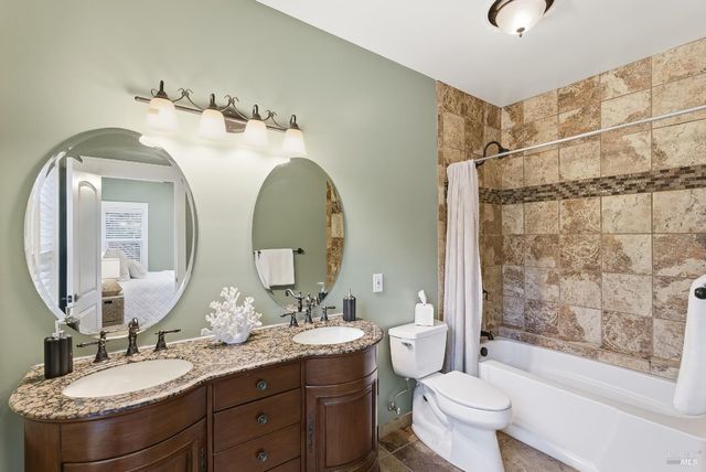 225 Berna Ave, Napa, CA 94559