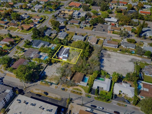 937 NE 171st St, Miami, FL 33162