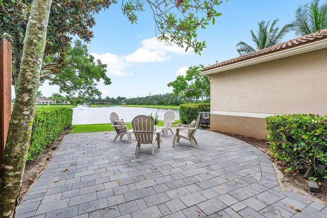 6748 Old Farm Trail, Boynton Beach, FL 33437