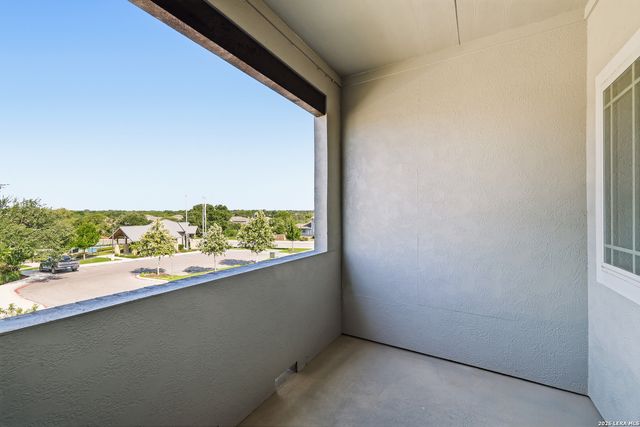 2118 Gabby Cole Ln, San Antonio, TX 78253
