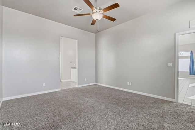 911 DEWSBURY Way, Horizon City, TX 79928