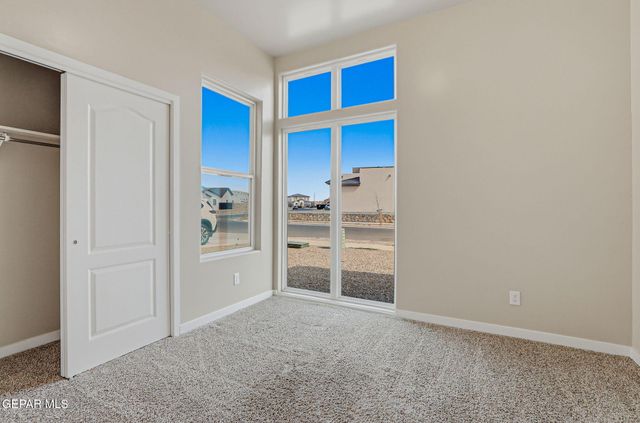 911 DEWSBURY Way, Horizon City, TX 79928