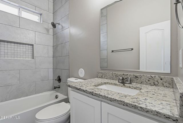 911 DEWSBURY Way, Horizon City, TX 79928