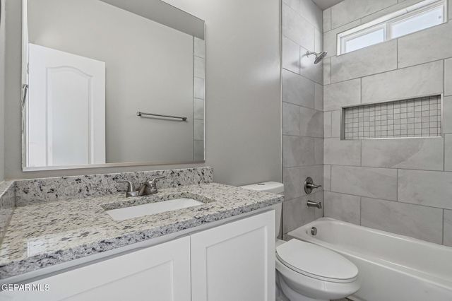 911 DEWSBURY Way, Horizon City, TX 79928