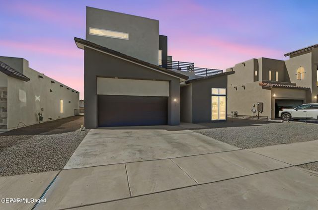 911 DEWSBURY Way, Horizon City, TX 79928