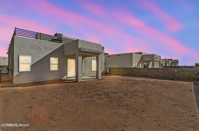 911 DEWSBURY Way, Horizon City, TX 79928