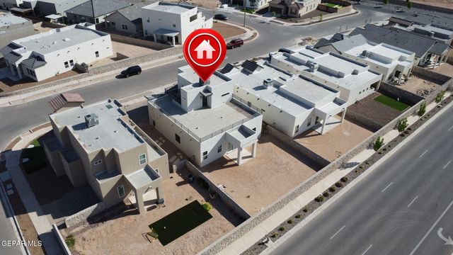 911 DEWSBURY Way, Horizon City, TX 79928