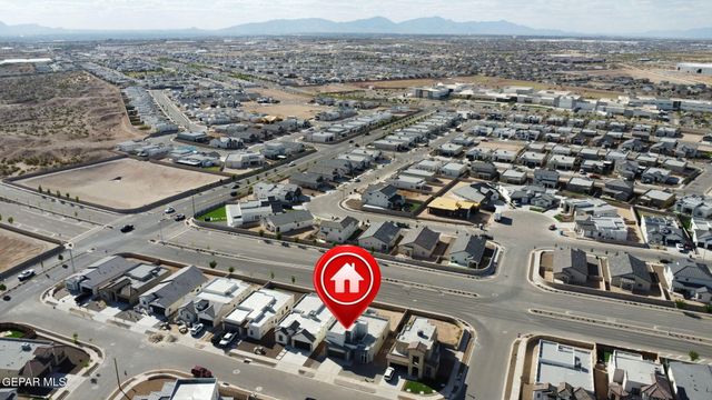 911 DEWSBURY Way, Horizon City, TX 79928