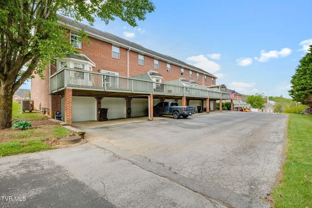 142 Eagle View Private Drive 142, Blountville, TN 37617