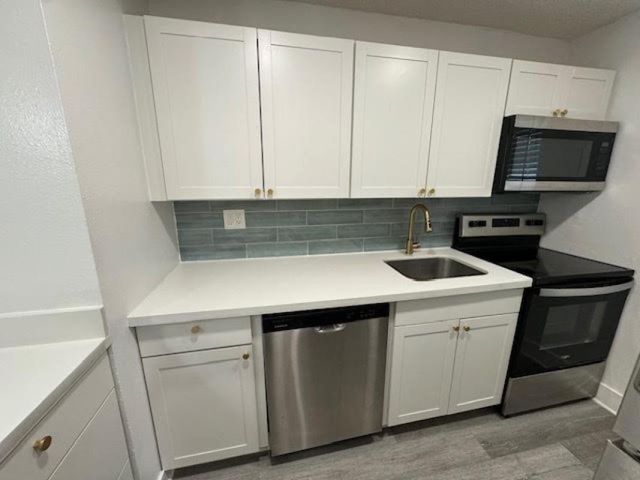 5525 SW 41st Street 306, Hollywood, FL 33023