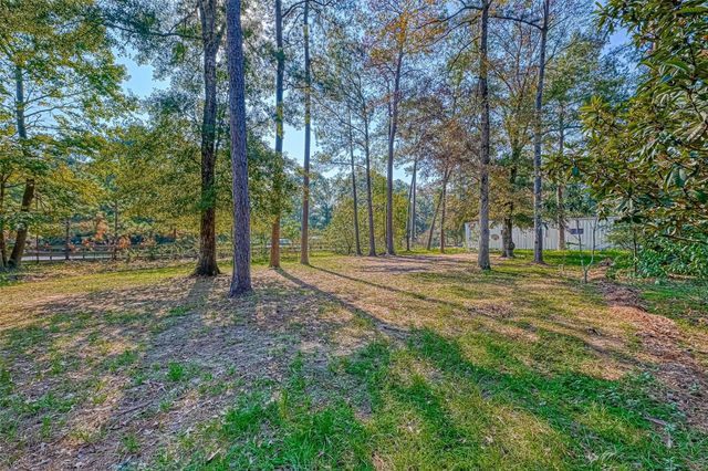 648 Oak Ridge Street, Cleveland, TX 77328