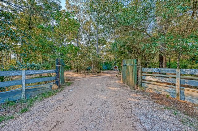648 Oak Ridge Street, Cleveland, TX 77328